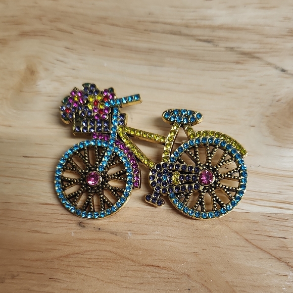 unbranded Jewelry - Bicycle Brooch Sequin